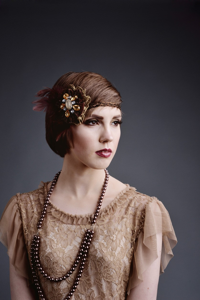 1920 Women Hairstyles
 22 Glamorous 1920s Hairstyles that Make Us Yearn for the