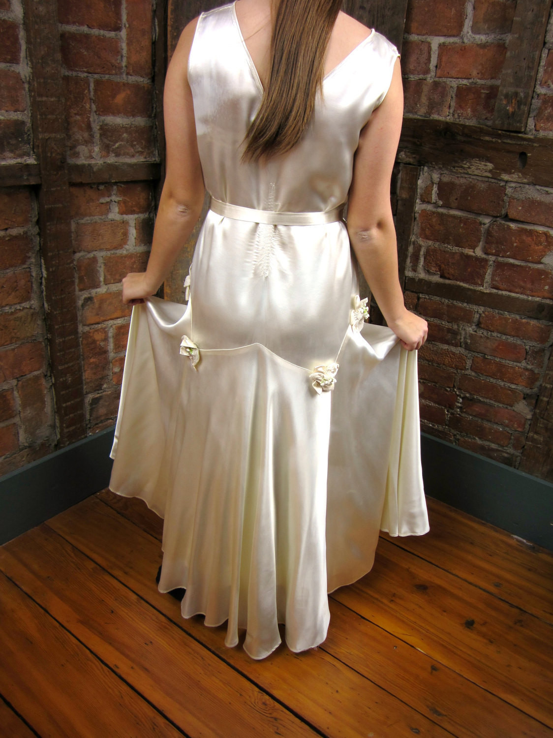 1920's Wedding Gowns
 Antique 1920 s Art Deco White Flapper Wedding Dress Bridal