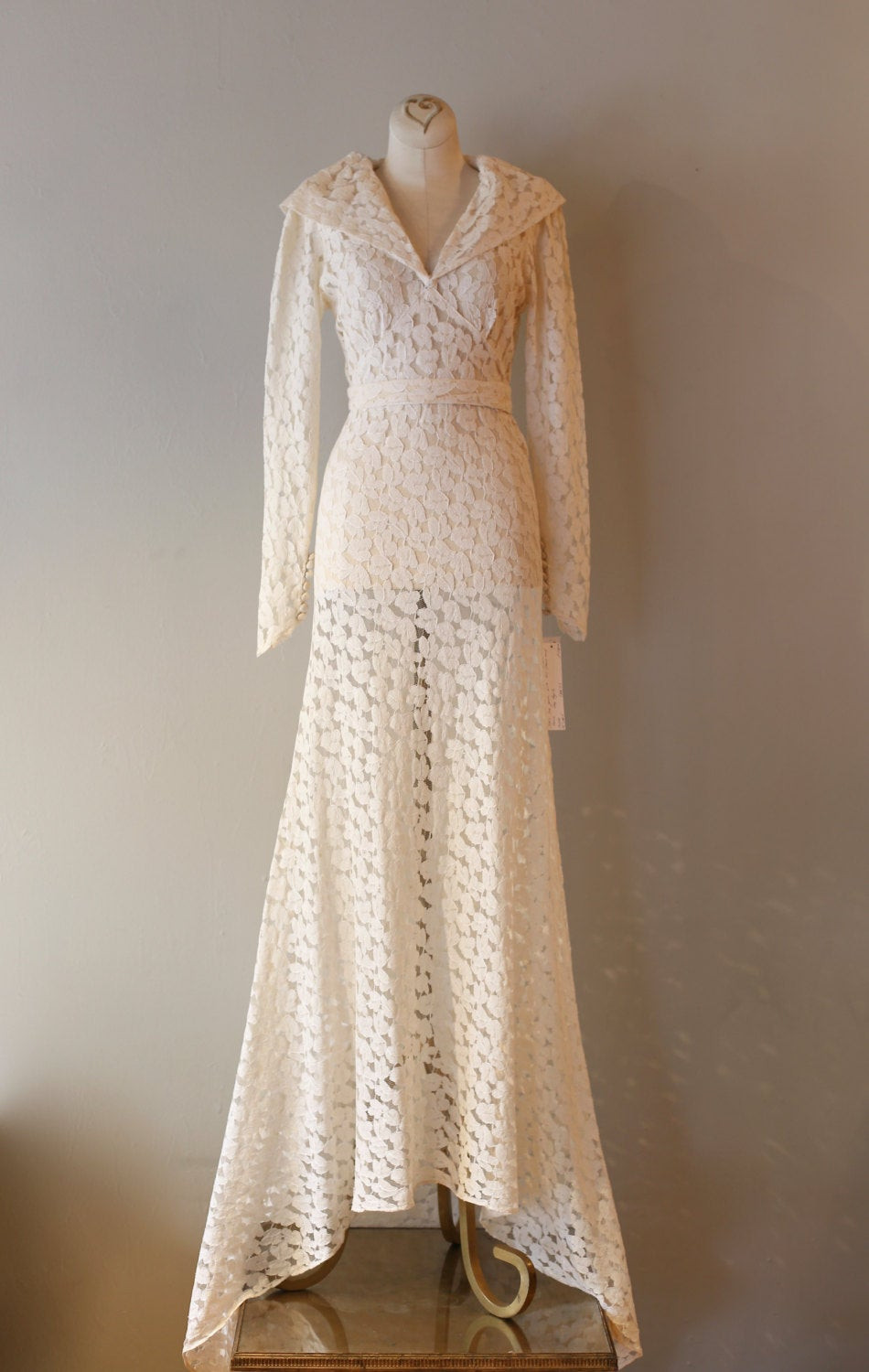 1930 Wedding Dresses
 Vintage 1930s Wedding Dress Vintage 30s Ivory by xtabayvintage