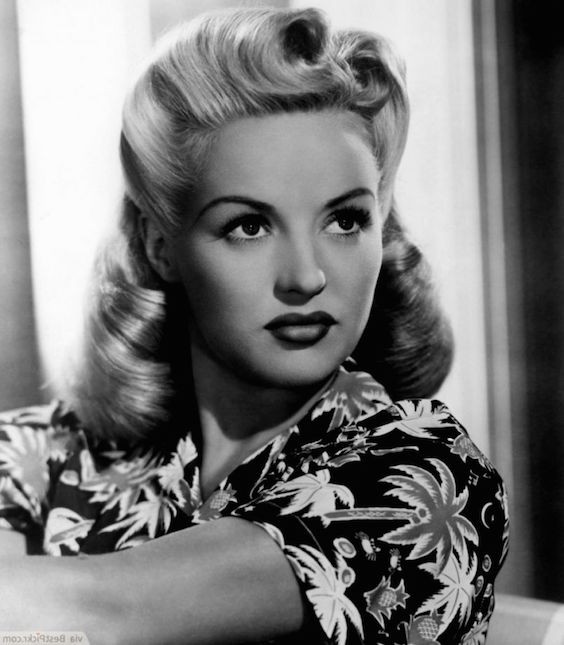 1940S Hairstyles For Long Hair
 1940s Hairstyles For Womens To Try This Year Feed