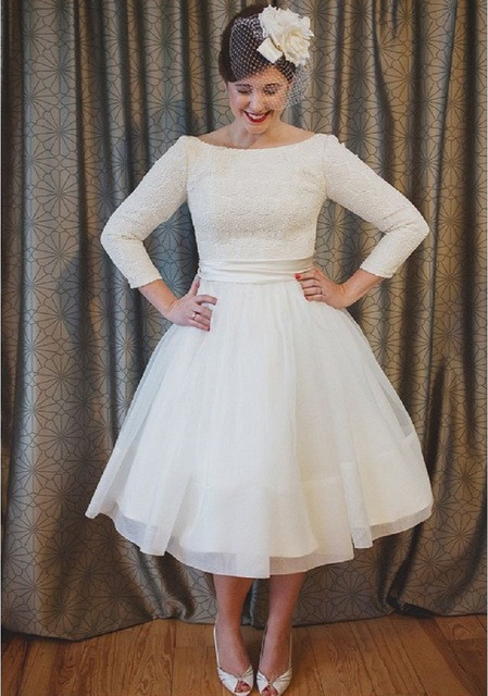 1950s Vintage Wedding Dresses
 Vintage Lace 1950s Tea Length Wedding Dress 2017 Scoop A