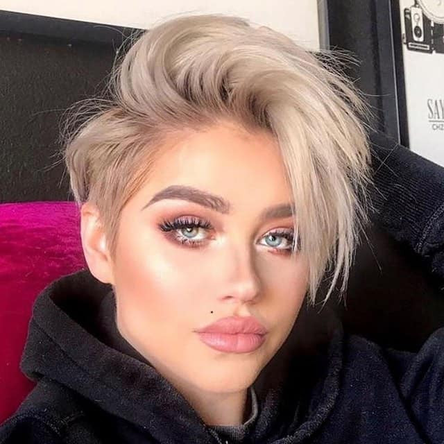 2020 Haircuts Female
 Top 15 most Beautiful and Unique womens short hairstyles