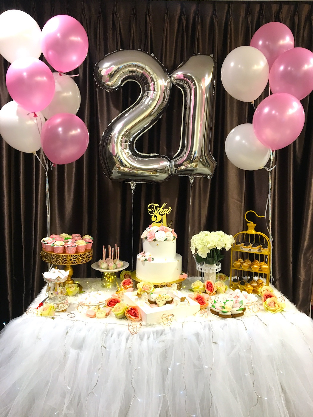 21st Birthday Decorations For Her
 21st Birthday Decoration