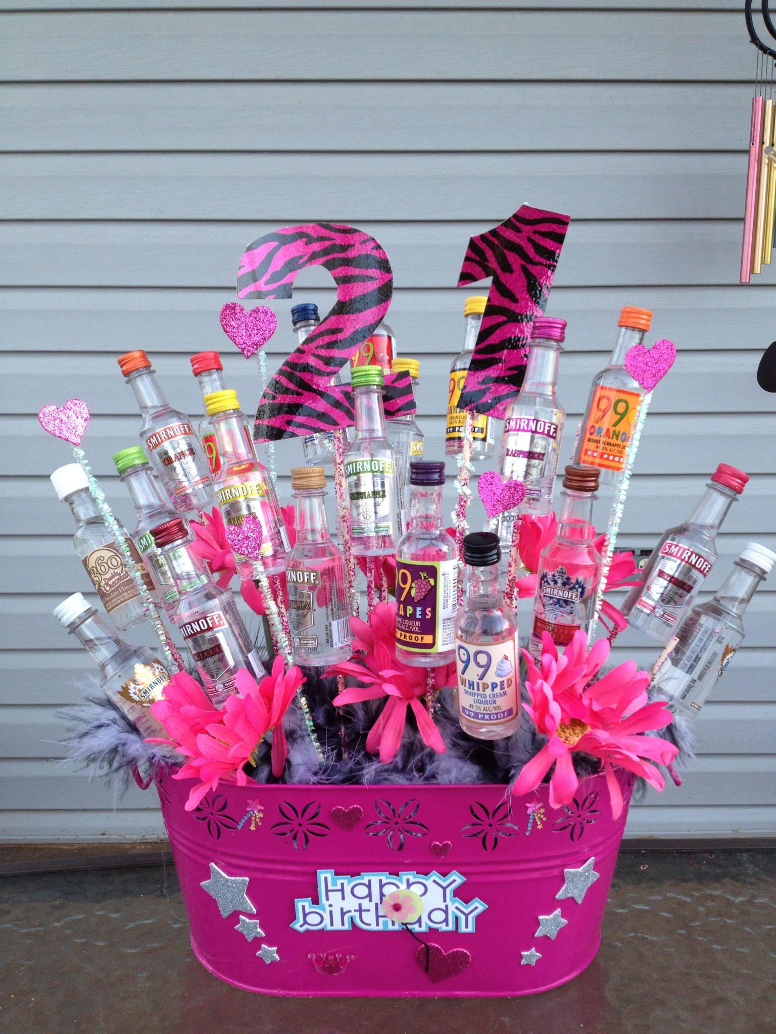 21st Birthday Gift Baskets For Her
 Great t idea easy to make 21st Birthday t idea