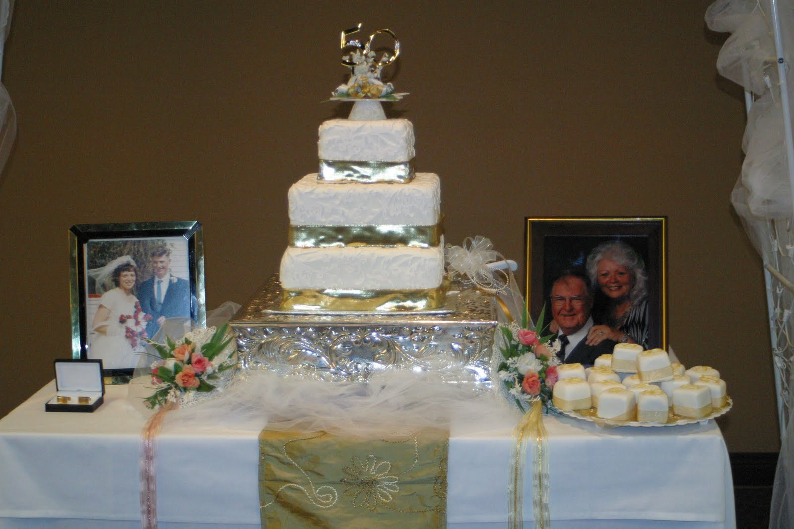 50th Wedding Anniversary Decorating Ideas
 Creative CSI Cricut Cake 50th Anniversary