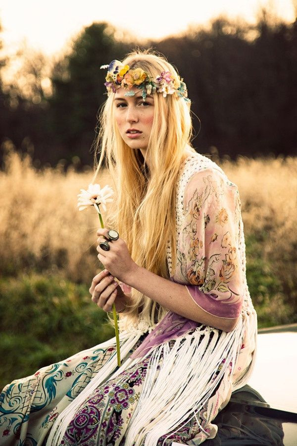 60S Flower Child Fashion
 hippie fashion costume keep