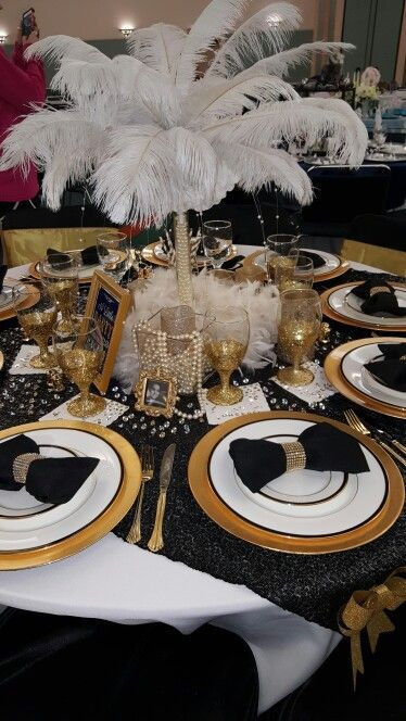 60th Birthday Table Decorations
 Love this for a Black and Gold themed tables for a 60th