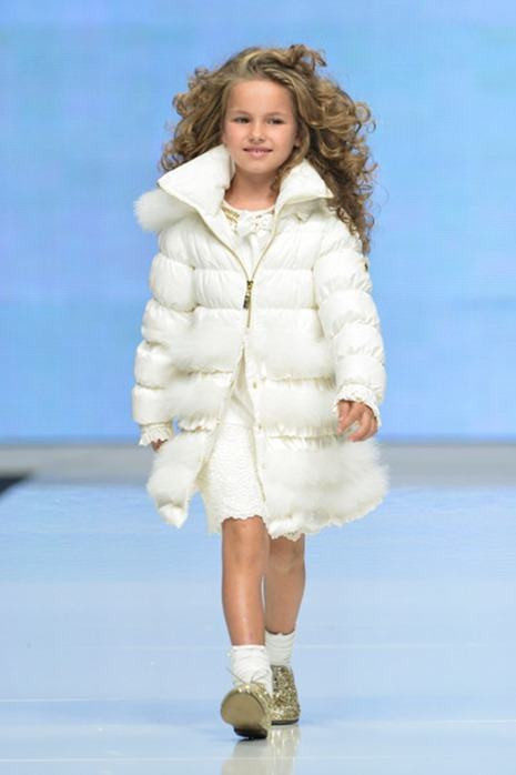 90'S Fashion For Kids/Girls
 Tendencias moda niñas invierno 2016 Tendenzias