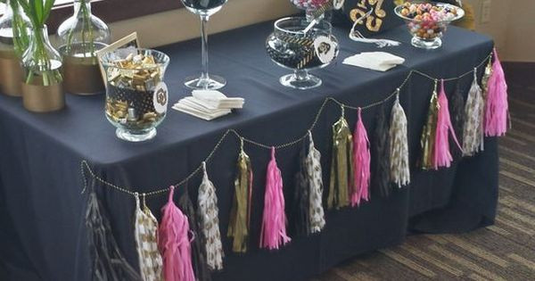Adult Graduation Party Ideas
 Party Favor Tables that adults will love