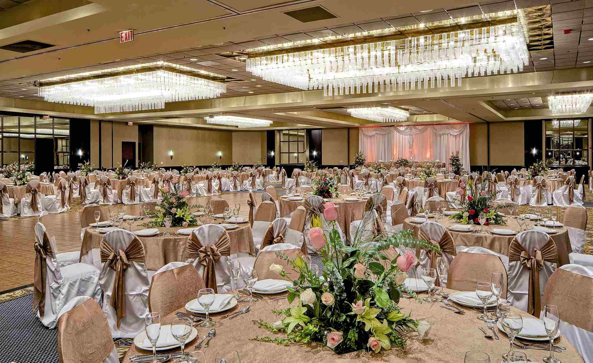 Affordable Wedding Venues
 Get Help Choosing Chicago Wedding Reception Venues