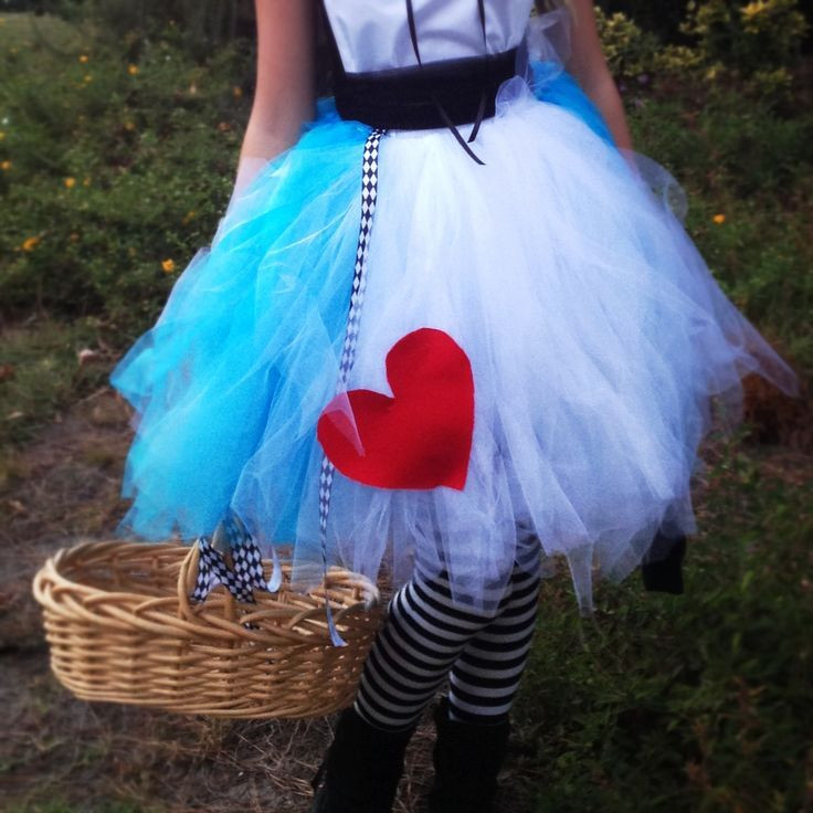 Alice And Wonderland DIY Costume
 alice in wonderland diy costume Google Search