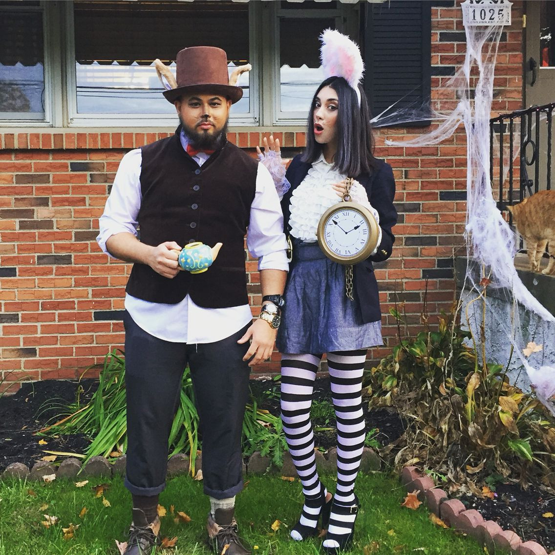 Alice And Wonderland DIY Costume
 DIY March Hare and White Rabbit Alice In Wonderland