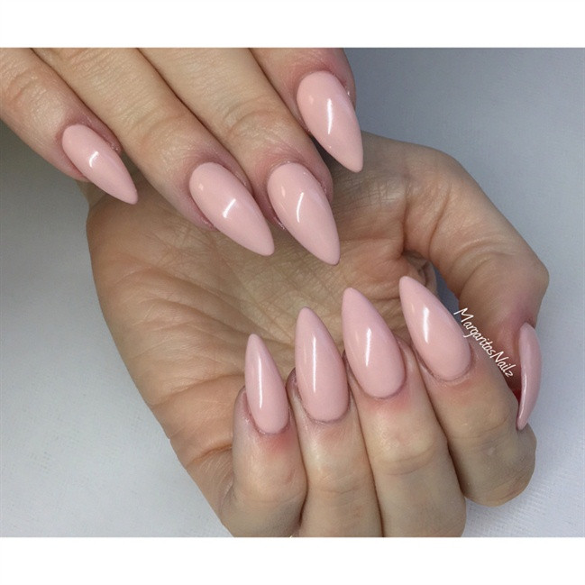 Almond Shaped Acrylic Nail Designs
 Top 45 Luxury Almond Shaped Nails