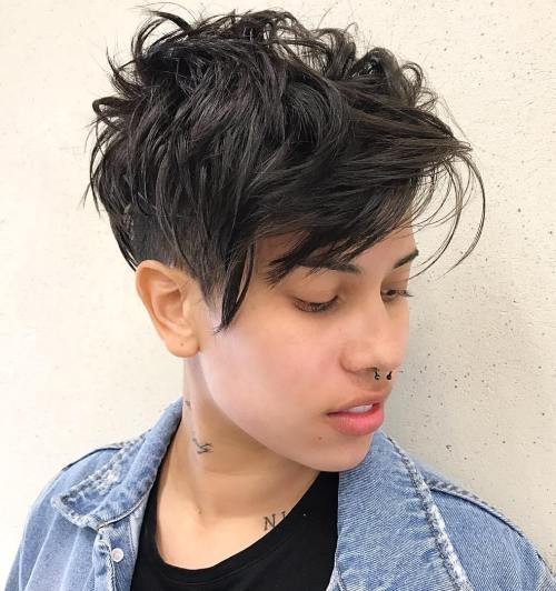 Androgynous Haircuts For Curly Hair
 20 Stunning Androgynous Haircuts Ideas Page 3 of 20