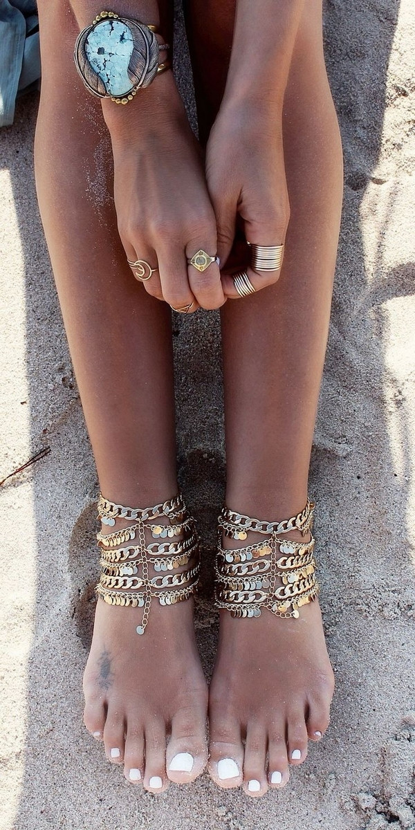 Anklet Boho
 Boho anklets – the perfect accessory for your summer style