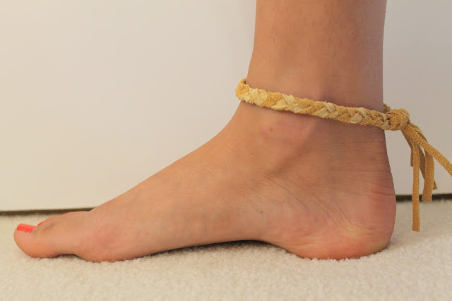 Anklet Diy
 Top 5 DIY Anklets M&J Blog