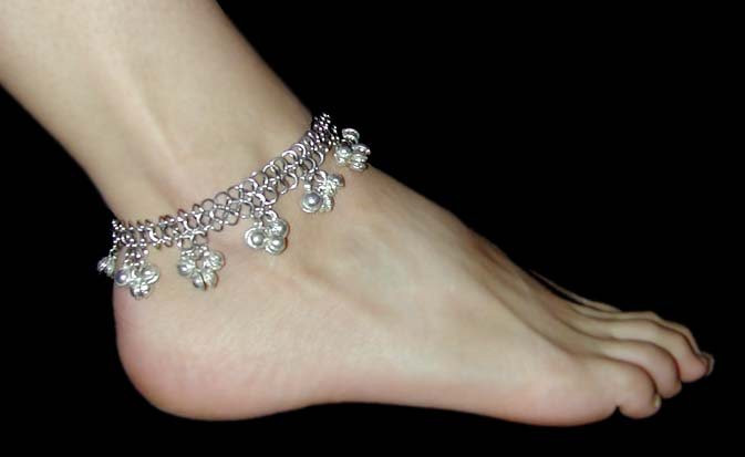 Anklet Fashion
 Fashion and Art Trend Anklets for Fashion