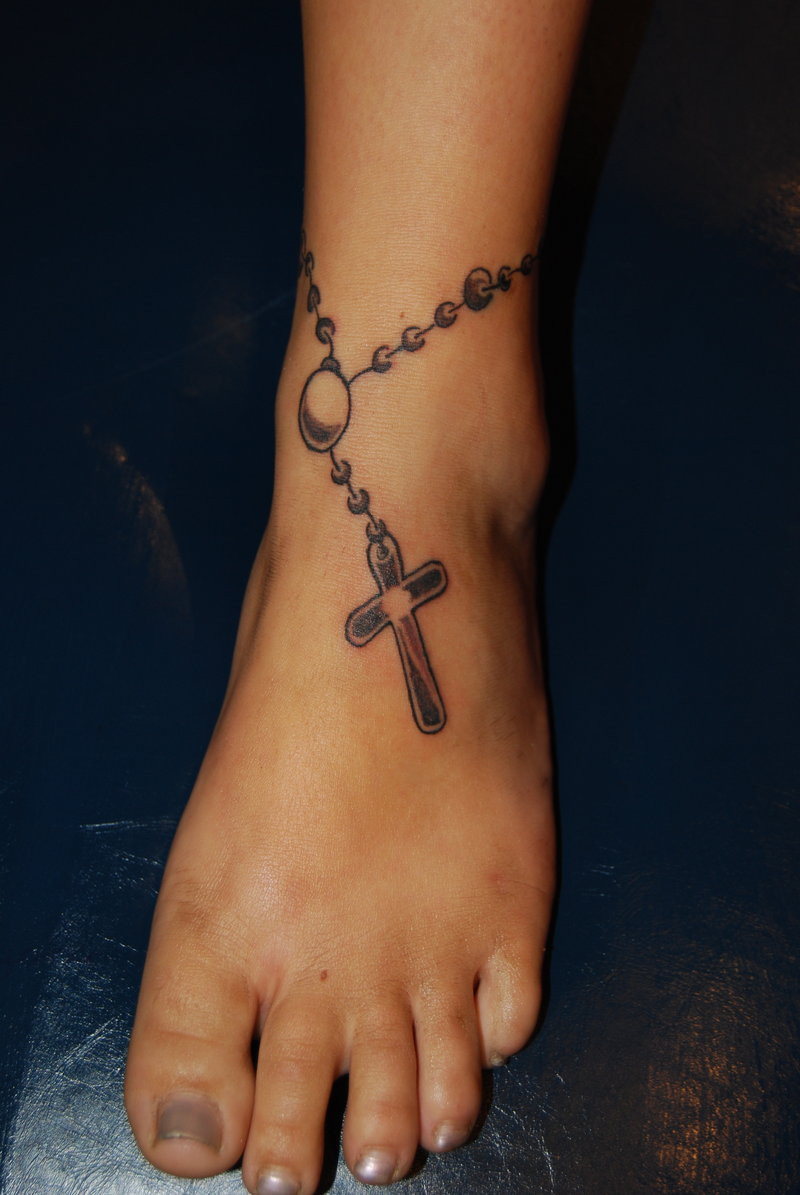 Anklet Meaning
 Ankle Bracelet Tattoos Designs Ideas and Meaning