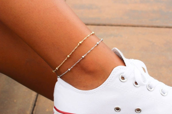 Anklet With Shoes
 Why do some girls wear anklets when they wear sneakers