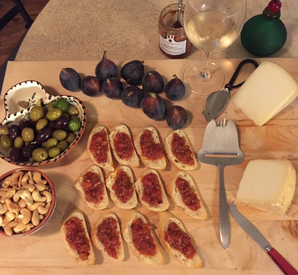 Appetizers For Italian Dinner
 Pasta with Fresh Tomato Sauce and My Italian Dinner LOVE