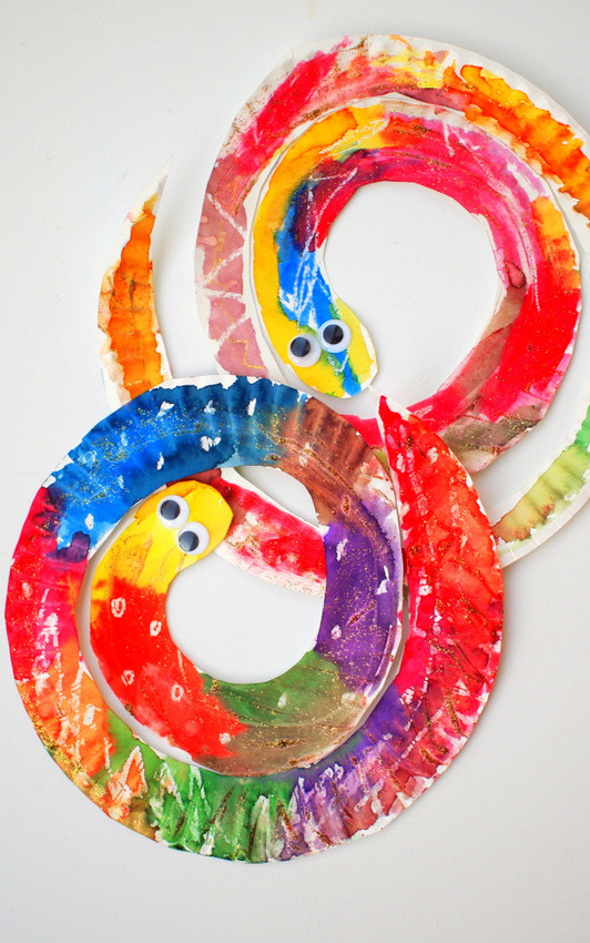 Arts And Crafts For Preschool
 Easy and Colorful Paper Plate Snakes