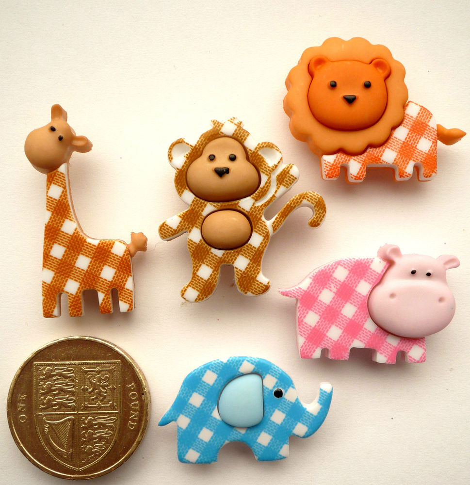 Baby Animals Crafts
 BABY SAFARI Craft Buttons Plastic Lions Giraffe Elephants
