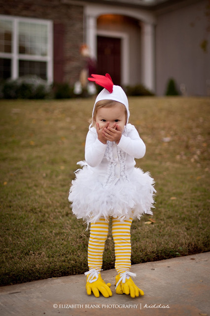 Baby Chicken Costume DIY
 costume member share inspiration in Moms blog