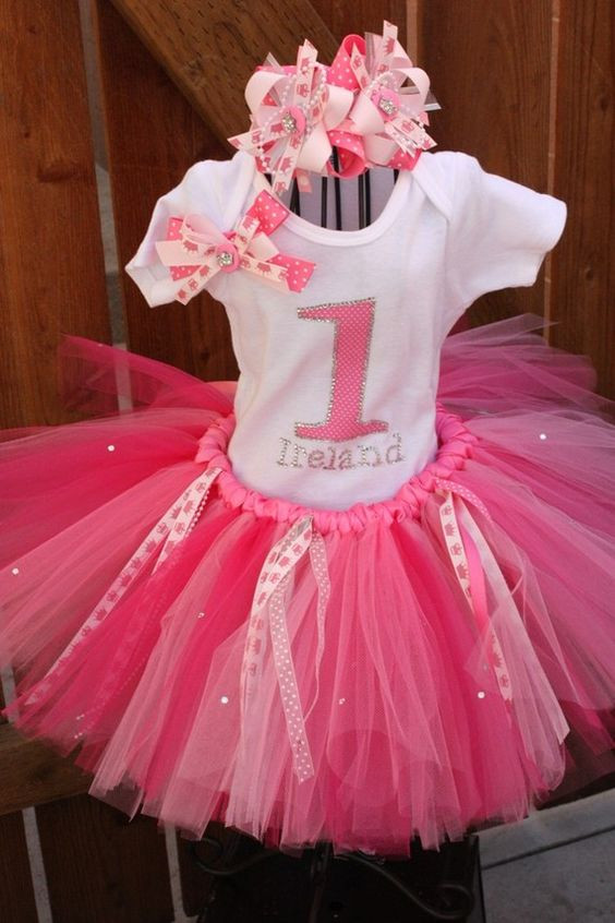 Baby Girl Birthday Party
 Tutu Party Theme but not for 1 year old tutu s are so