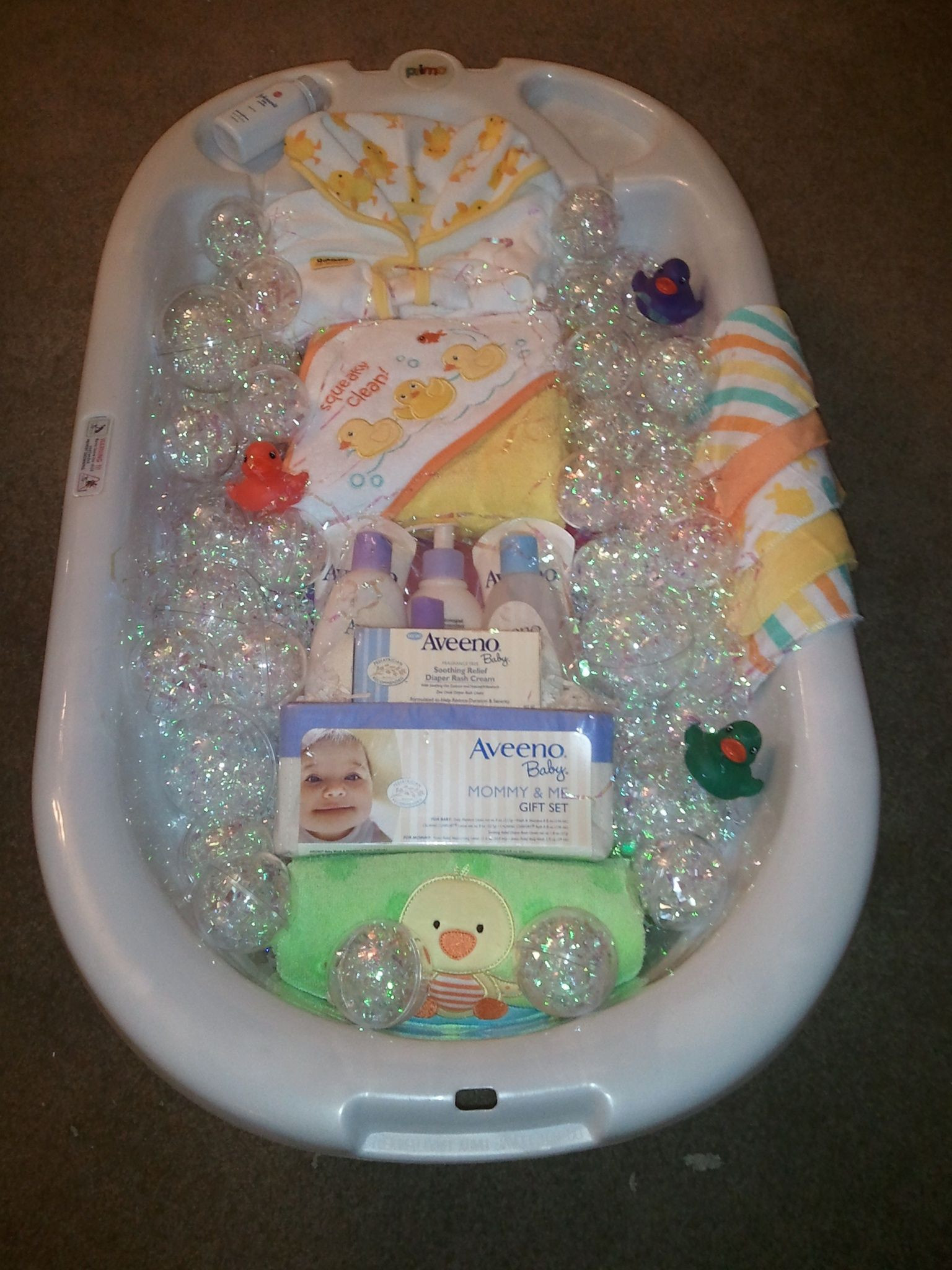 Baby Shower Bathtub Gift Ideas
 Bath time t basket for baby shower