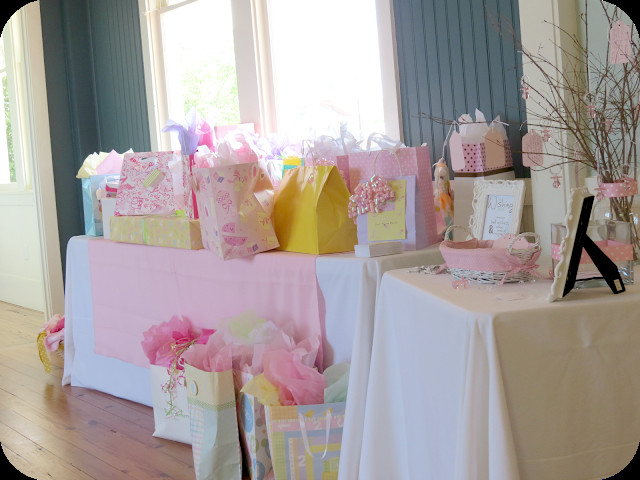 Baby Shower Gift Table Decoration
 Sweet Beginnings Baby Shower