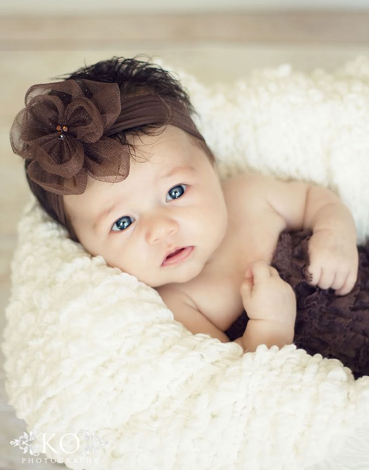 Baby With Blue Eyes And Black Hair
 Pics For Beautiful Little Girl With Brown Hair