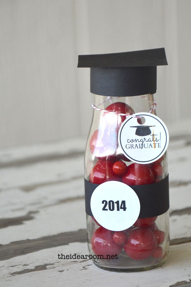 Bachelor Degree Graduation Gift Ideas
 89 best Graduation Cakes & ideas images on Pinterest