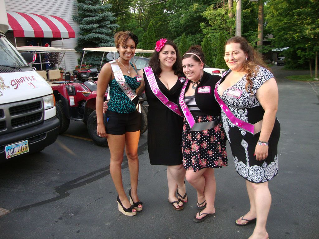 Bachelorette Party Ideas In Ohio
 Another group of girls having a bachelorette party at Put