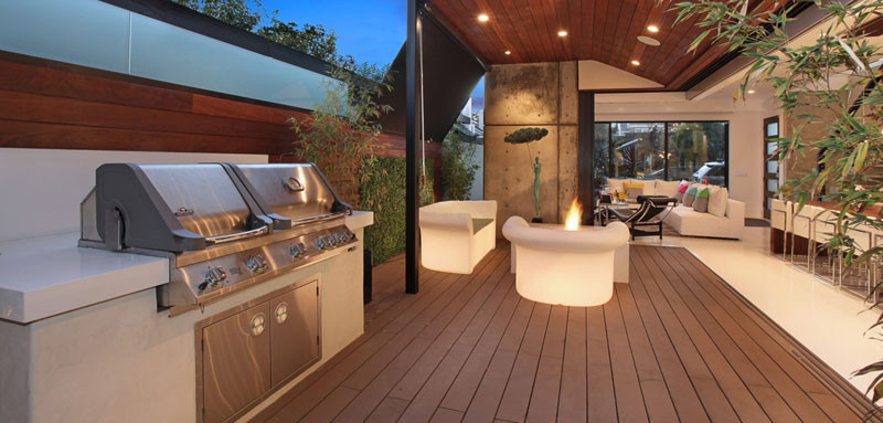Backyard Grill Area
 10 Awesome Outdoor BBQ Areas That Will Get You Inspired