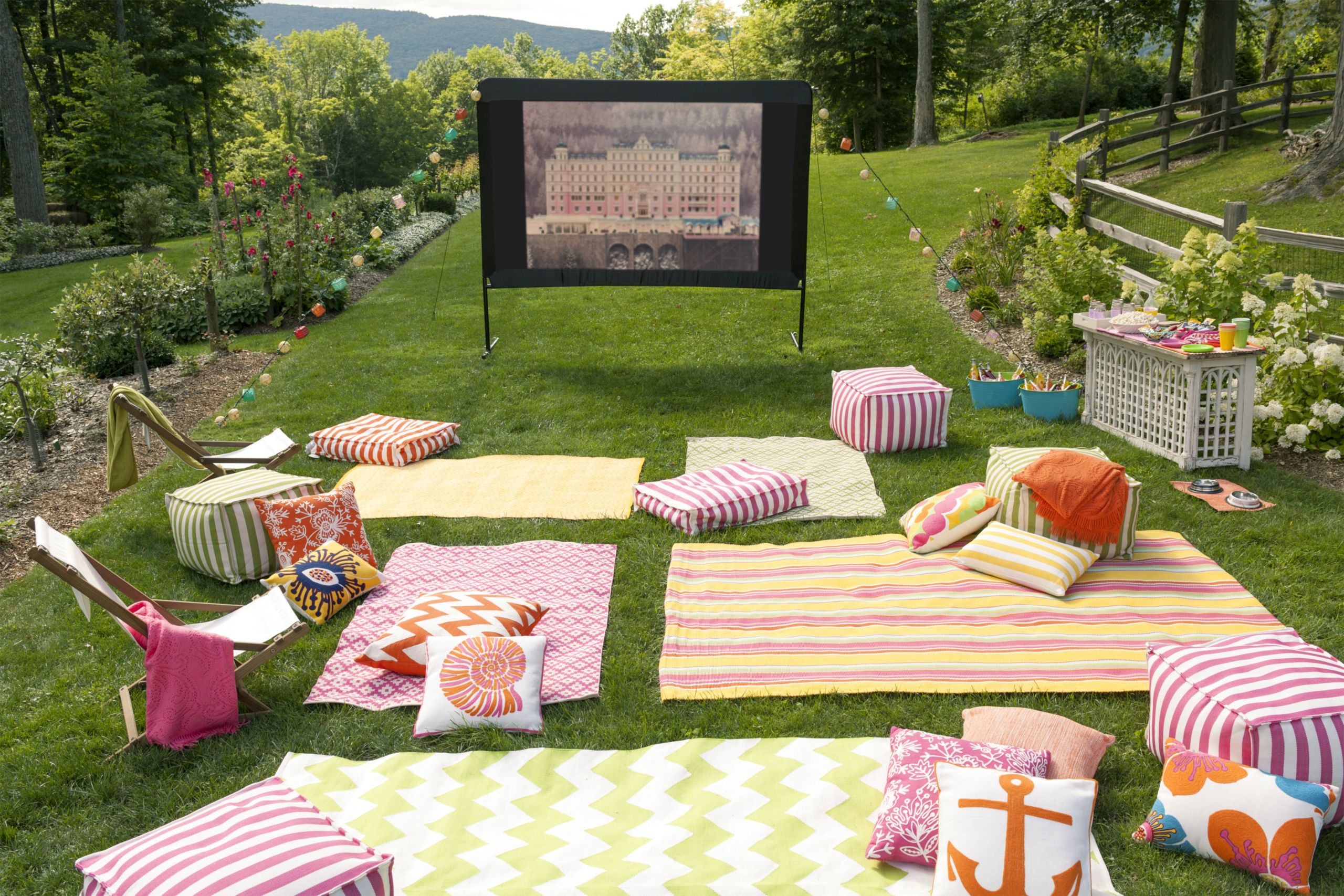 Backyard Movie Ideas
 Genius Outdoor Movie Ideas The Girl Creative