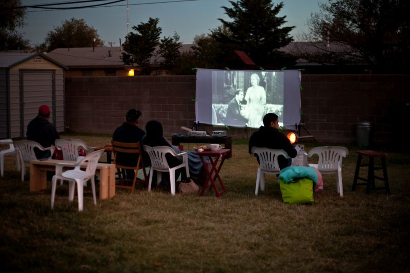 Backyard Movie Ideas
 Ideas Will Make Your Housewarming Party The Hit of the