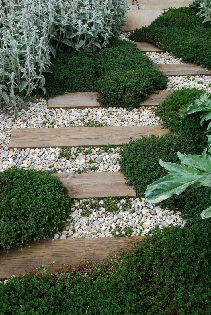 Backyard Pathway Ideas
 DIY Garden Paths And Backyard Walkway Ideas