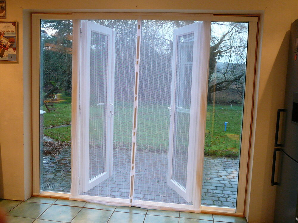 Backyard Screen Door
 Fly Screen Self Closing Magnetic Patio Door White 120 x
