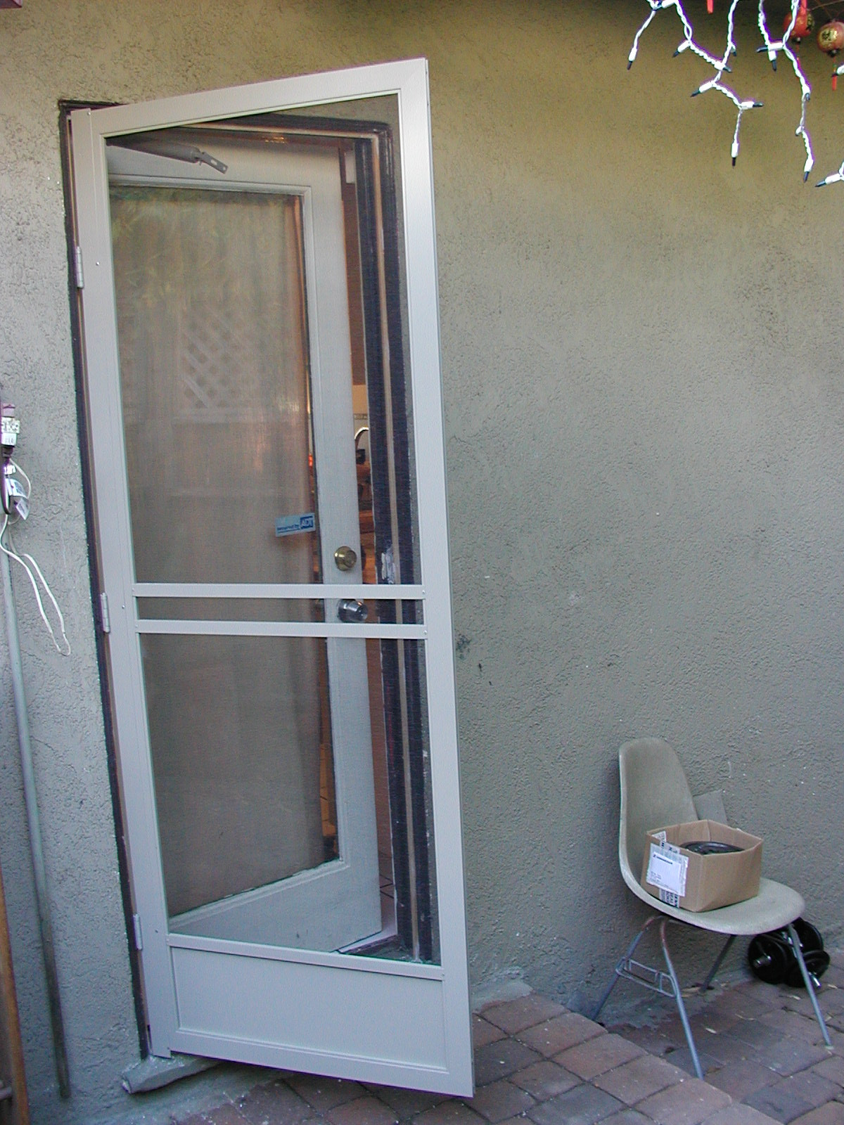 Backyard Screen Door
 Door Screen Services in Los Angeles CA