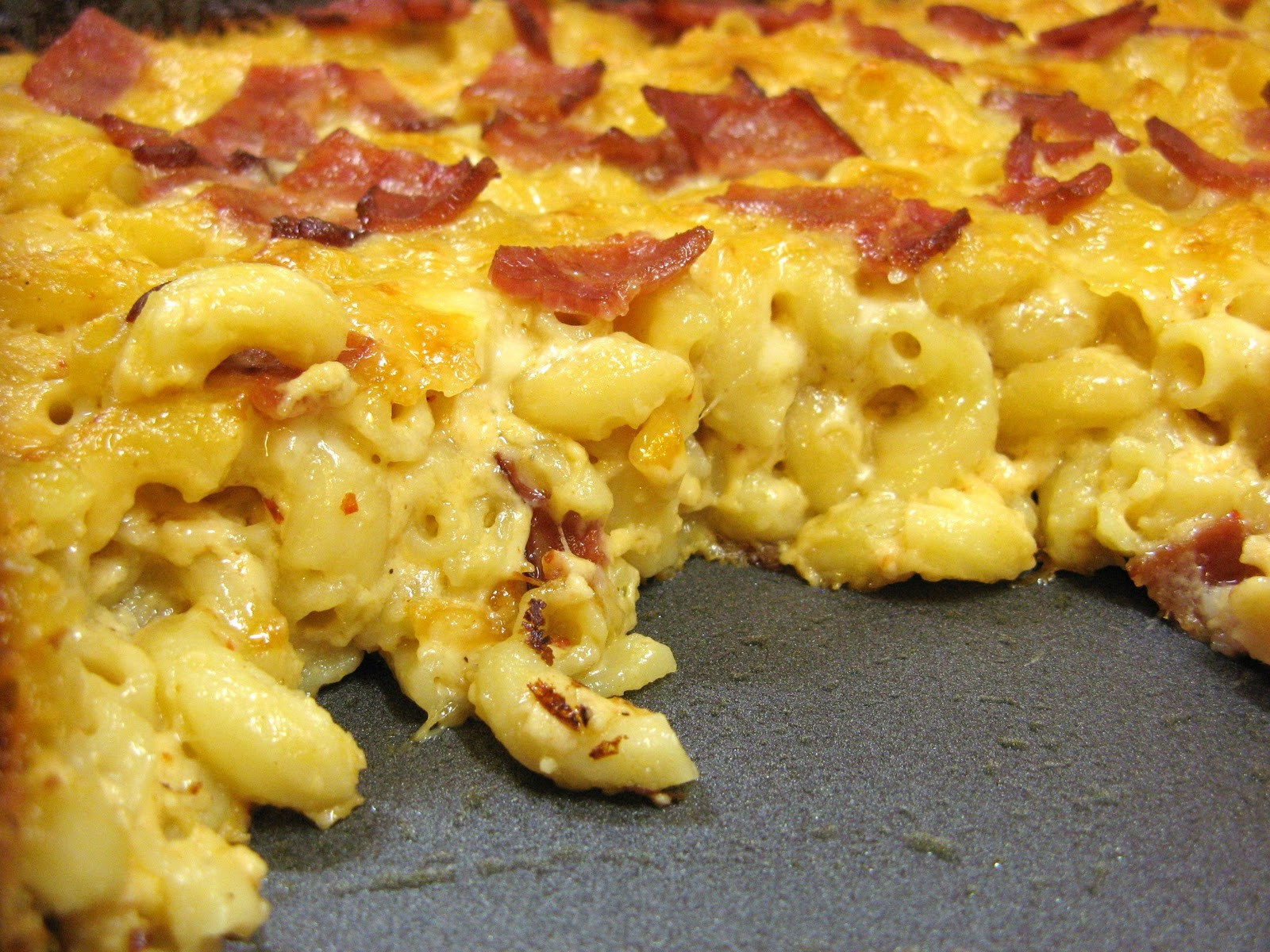 Bacon Baked Macaroni And Cheese
 The Well Fed Newlyweds Chipotle Macaroni and Cheese with