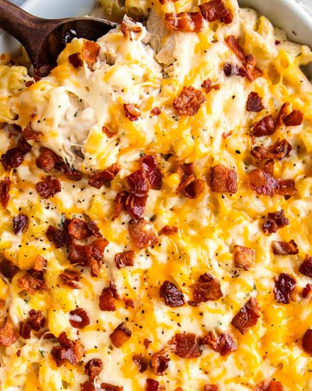 Baked Mac And Cheese With Chicken And Bacon
 Chicken Bacon Ranch Mac and Cheese Casserole The Chunky Chef