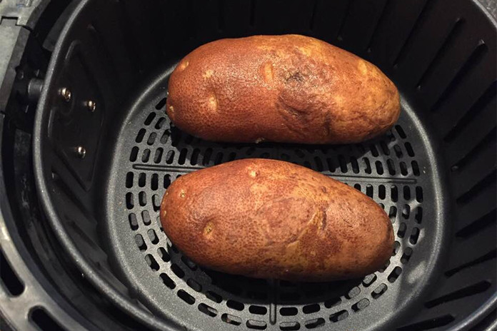 Baked Potato In Air Fryer
 Air Fryer Baked Potatoes Skip The Salt Low Sodium Recipes