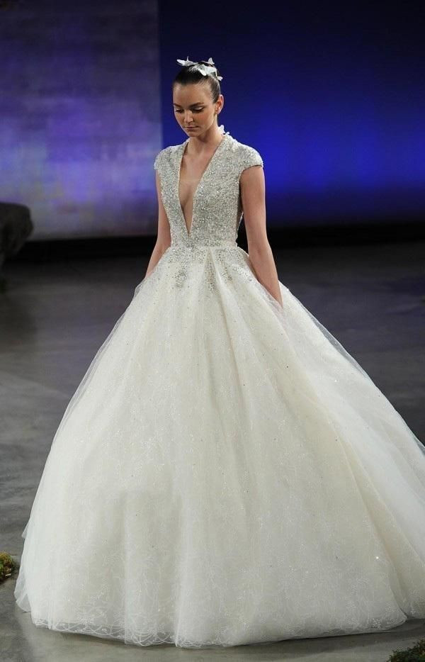 Ballroom Wedding Gowns
 712 best WEDDING FASHION images on Pinterest