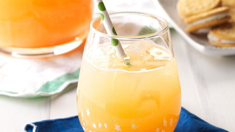 Banana Rum Drinks
 This Cocktail Tops Our List of Best Banana Rum Drinks