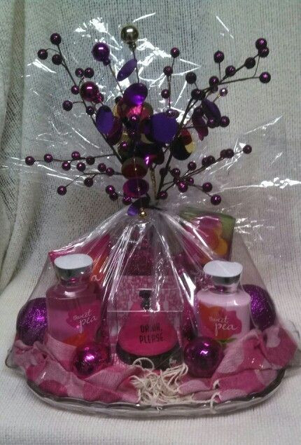 Bath And Body Works Gift Basket Ideas
 1000 images about Gift ideas on Pinterest