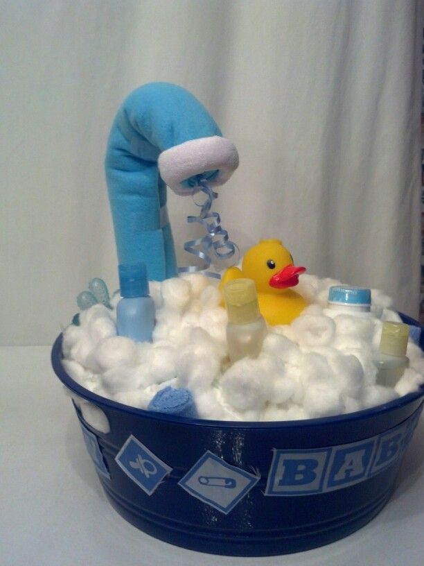 Bath Gift Basket Ideas
 Mini Bath Tub Diaper Gift Basket lled with sz2