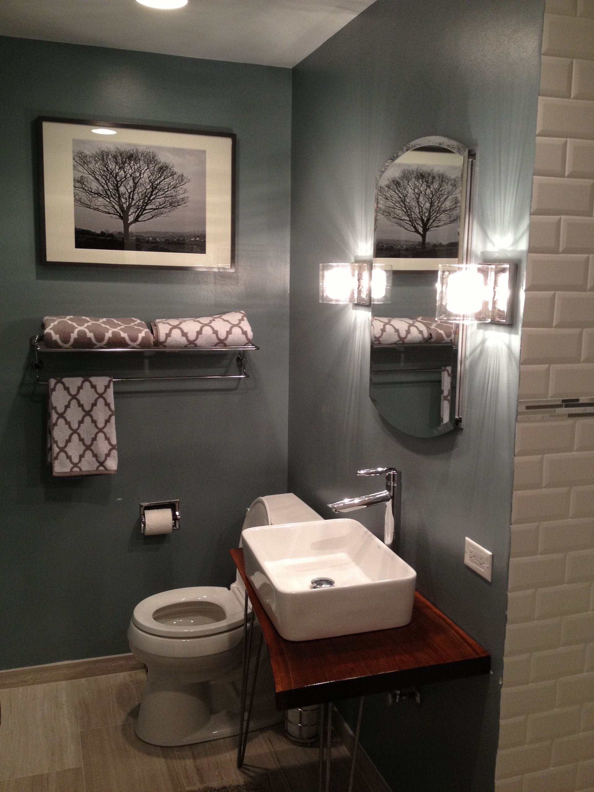 Bathroom Color Ideas
 Kitchen – Keeps on Ringing