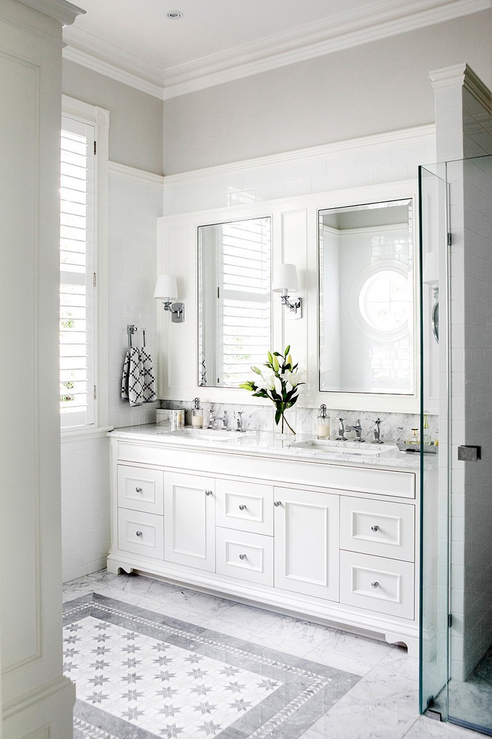 Bathroom Decor Ideas Pinterest
 Minimalist White Bathroom Designs to Fall In Love