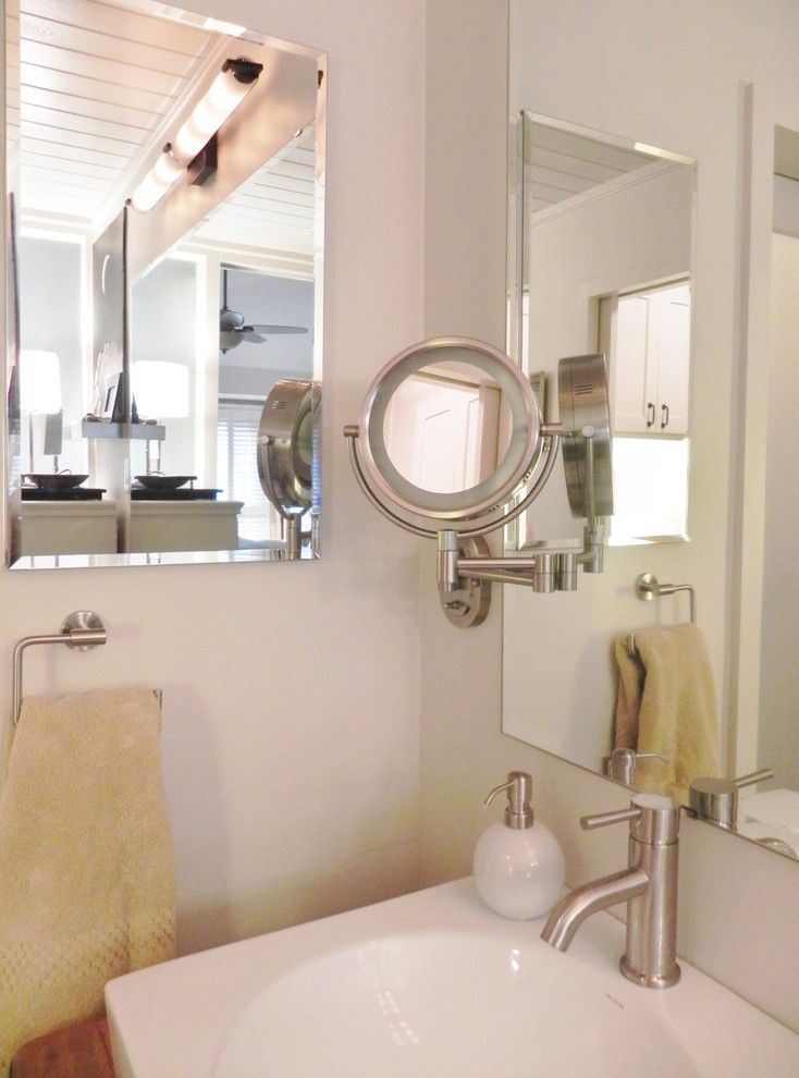 Bathroom Magnifying Mirror
 Awe Inspiring Magnifying Mirror decorating ideas