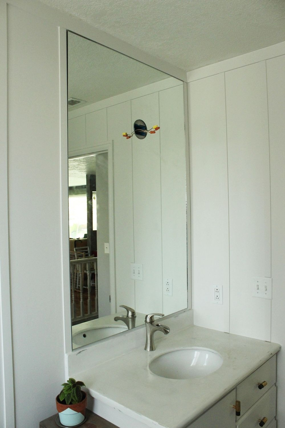 Bathroom Mirror Installation
 How to Professionally Install a Bathroom Mirror